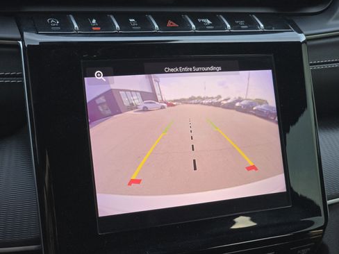 Used 2024 Jeep Grand Cherokee L Laredo image 21