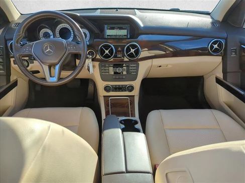 Used 2015 Mercedes-Benz GLK 350 2WD image 22