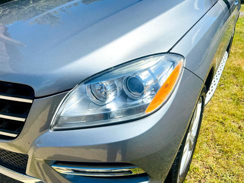 Used 2015 Mercedes-Benz ML 350 4MATIC 4dr ML 350 w/ Premium 1 Package image 13