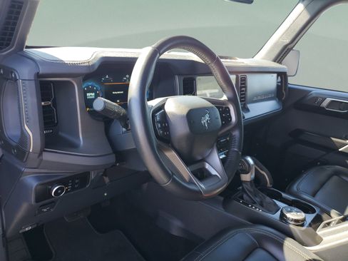 Certified 2025 Ford Bronco Badlands AWD/4WD image 19