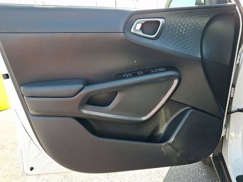 Certified 2024 Kia Soul EX FWD image 13