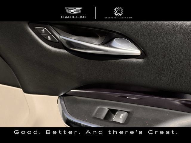 Used 2022 Cadillac XT4 Luxury w/ Cold Weather Package AWD/4WD image 28