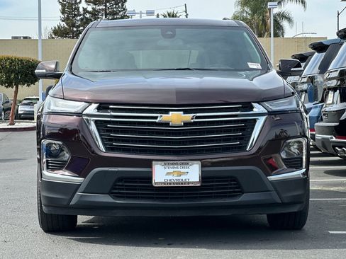 Used 2023 Chevrolet Traverse LT image 10
