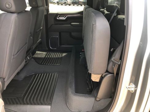 New 2025 GMC Sierra 1500 Elevation image 35