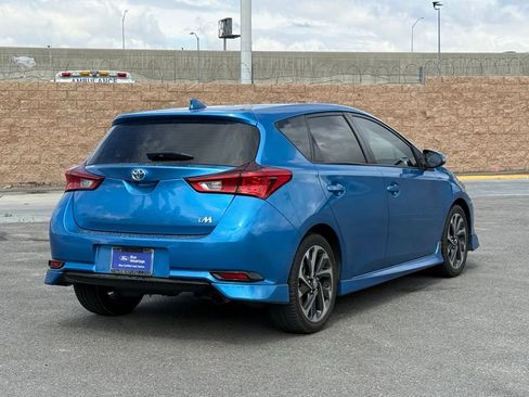 Used 2018 Toyota Corolla iM w/ Carpet Mat Package (TMS) FWD image 4