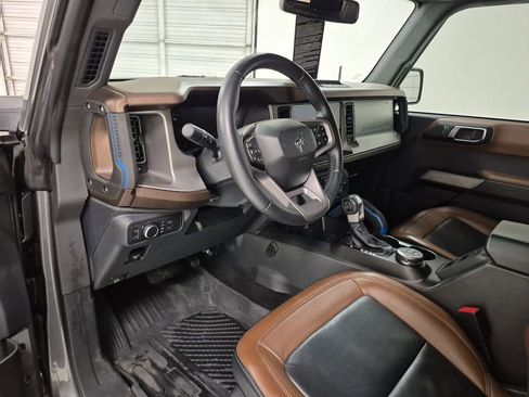 Used 2022 Ford Bronco Outer Banks image 10