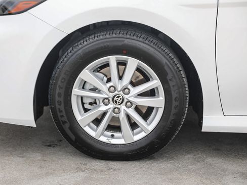 Used 2026 Toyota Camry LE w/ Convenience Package FWD image 10