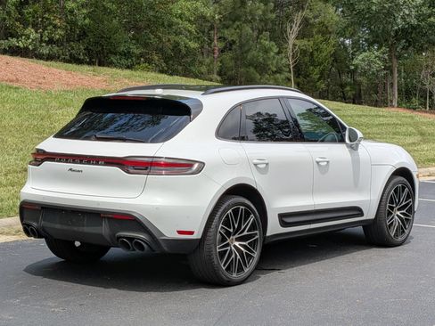 Certified 2026 Porsche Macan AWD/4WD image 23