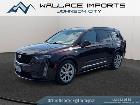 Used 2020 Cadillac XT6 Sport w/ Platinum Package AWD/4WD image 2