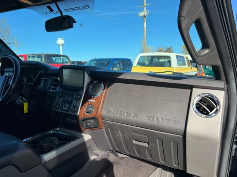 Used 2015 Ford F350 Lariat w/ Chrome Package image 16