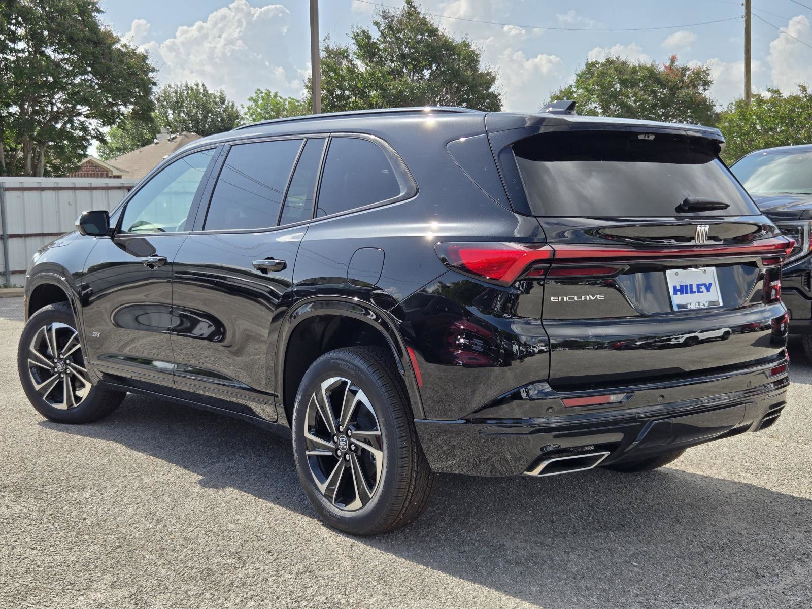 New 2026 Buick Enclave Sport Touring w/ Power Package FWD image 3