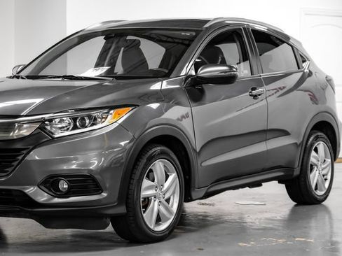Used 2019 Honda HR-V EX image 11