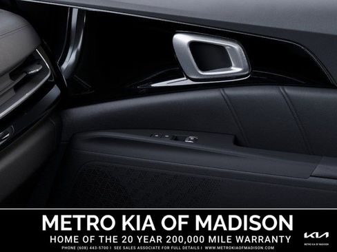 New 2026 Kia Carnival SX Prestige image 25