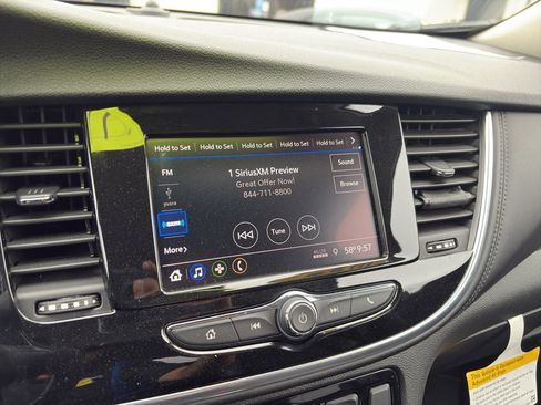 Used 2022 Buick Encore Preferred w/ Safety Package image 14