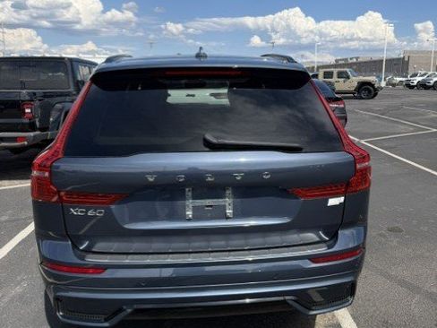 Used 2022 Volvo XC60 T8 R-Design w/ Advanced Package AWD/4WD image 6