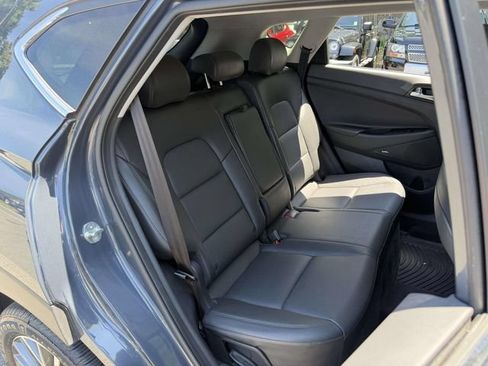 Used 2021 Hyundai Tucson Limited AWD/4WD image 14