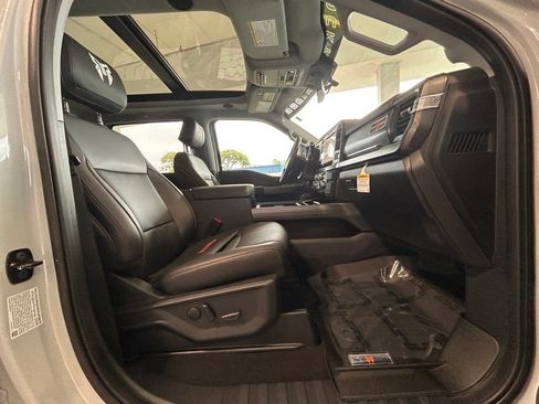 New 2026 Ford F250 Lariat w/ Black Appearance Package AWD/4WD image 27