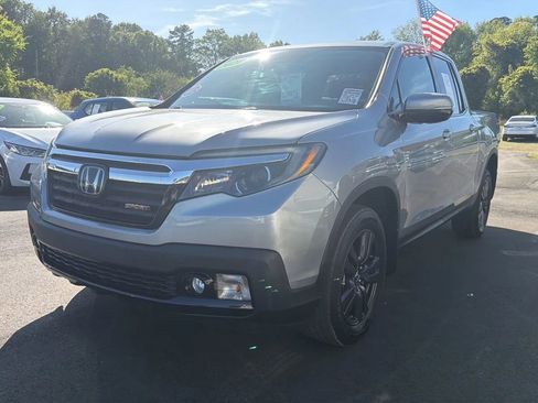 Used 2020 Honda Ridgeline Sport image 4