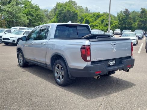 Used 2023 Honda Ridgeline RTL-E image 3
