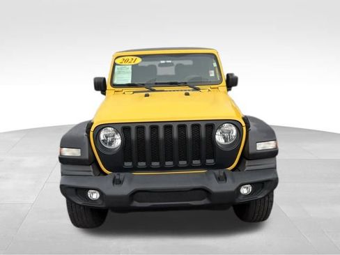 Used 2021 Jeep Wrangler Sport image 7