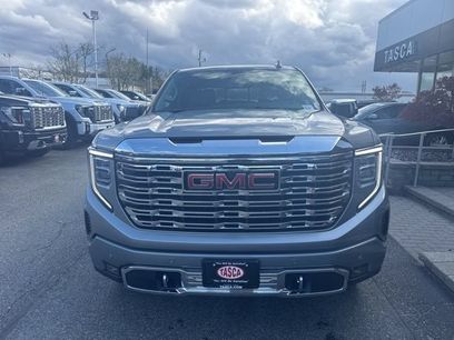 New 2026 GMC Sierra 1500 Denali w/ Denali Reserve Package