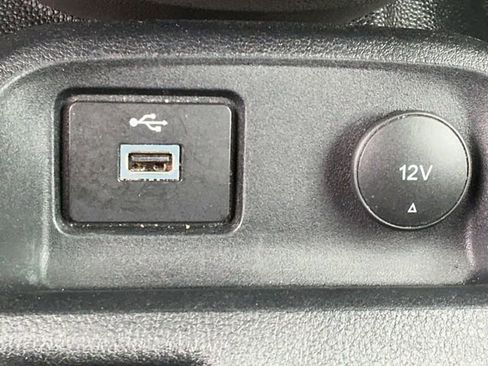 Used 2023 Ford Transit Connect XL image 19