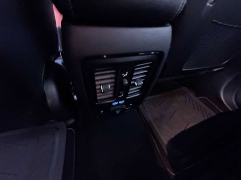 Used 2023 Dodge Durango SRT image 38