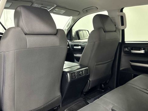 Certified 2017 Toyota Tundra SR5 image 25