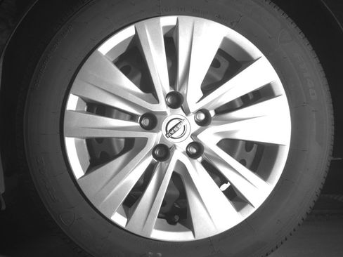 Used 2025 Nissan Sentra S FWD image 13