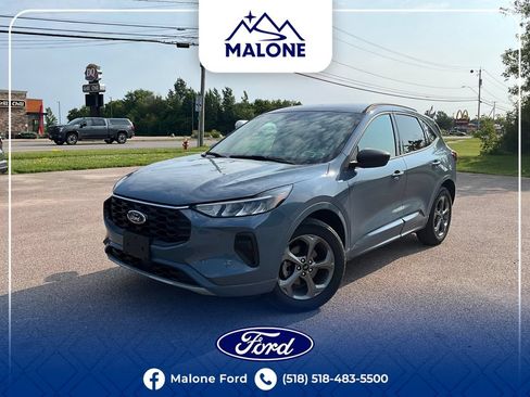 Certified 2023 Ford Escape ST-Line w/ Tech Pack #1 AWD/4WD image 1