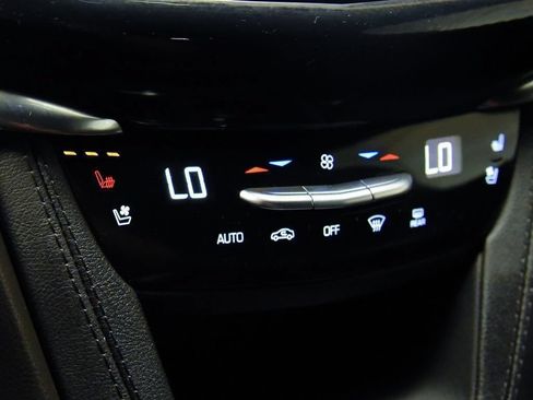 Used 2024 Cadillac XT6 Sport w/ Technology Package AWD/4WD image 41