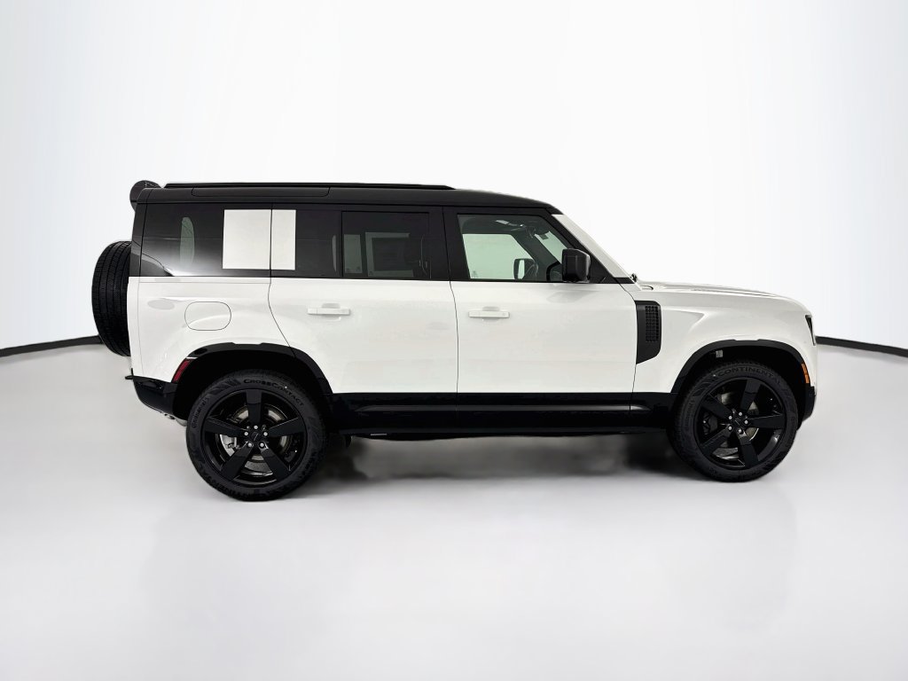 New 2026 Land Rover Defender 110 X-Dynamic SE AWD/4WD image 4