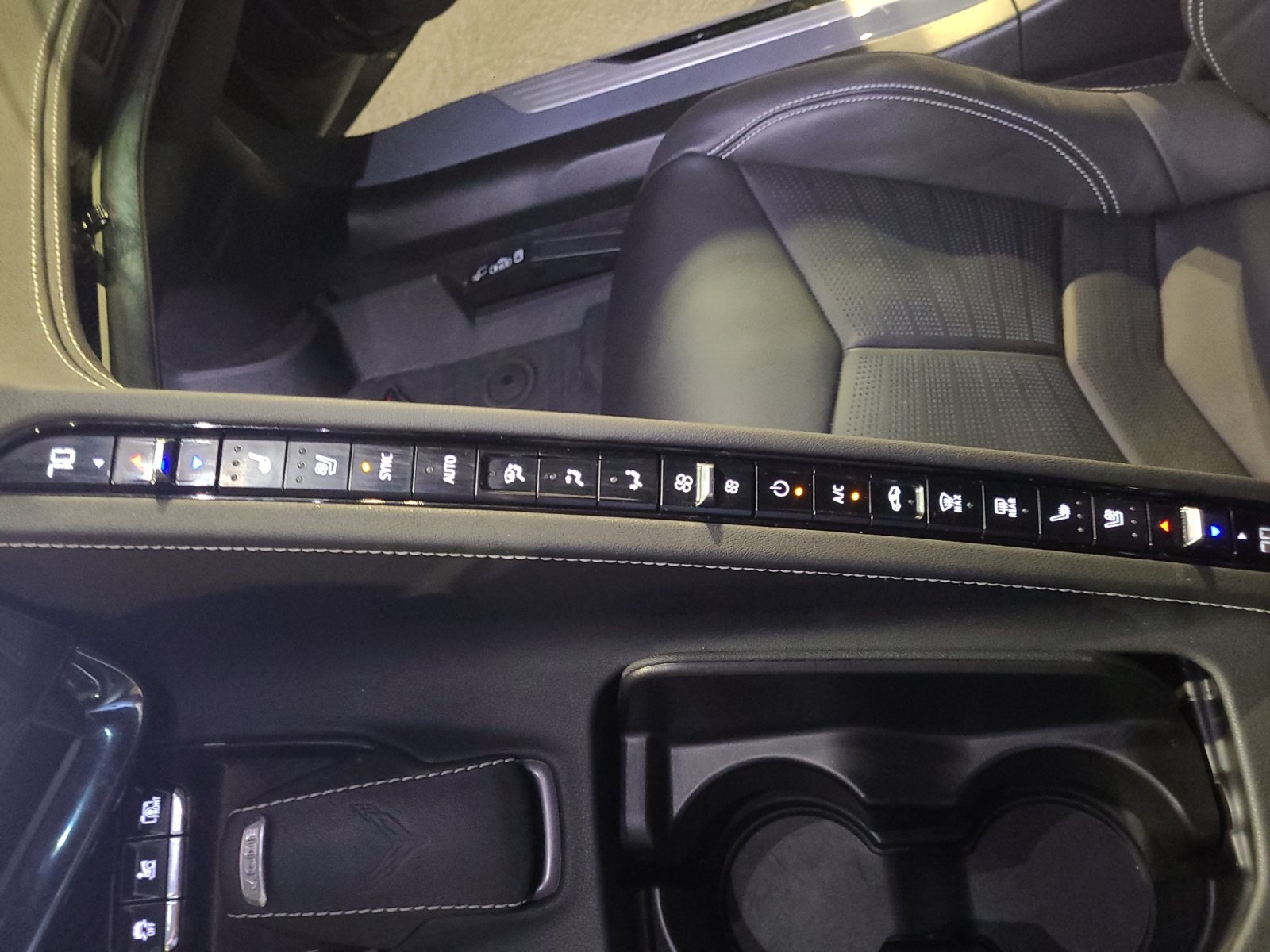 Used 2025 Chevrolet Corvette Stingray Preferred Cpe w/ Z51 Performance Package RWD image 63