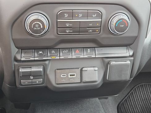 Used 2025 Chevrolet Silverado 1500 Custom AWD/4WD image 18