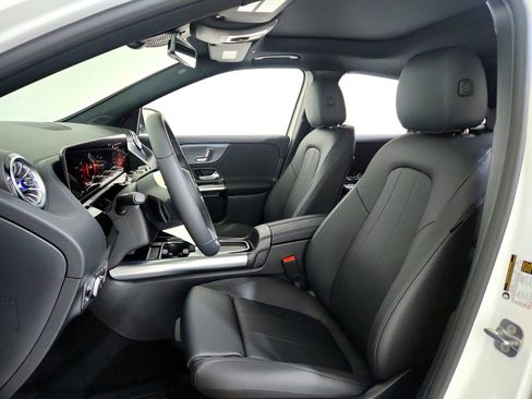 Certified 2026 Mercedes-Benz GLA 250 image 12