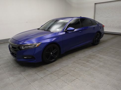 Used 2020 Honda Accord Sport image 2