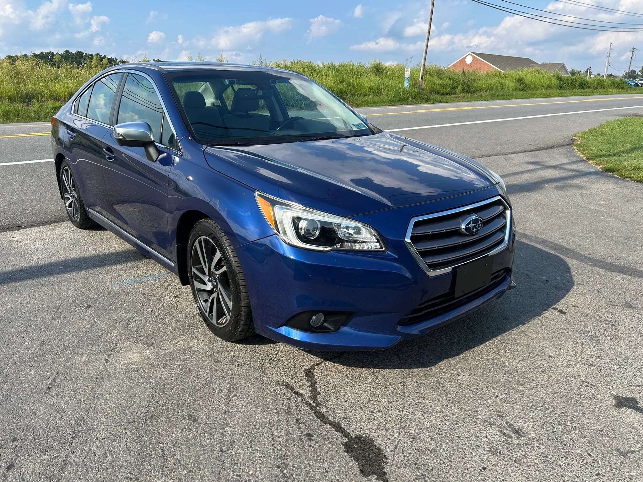 Used 2017 Subaru Legacy 2.5i Sport AWD/4WD image 3