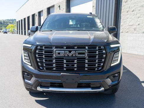 Used 2026 GMC Yukon Denali Ultimate AWD/4WD image 2