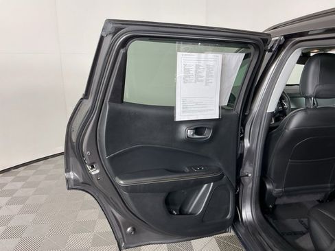 Used 2018 Jeep Compass Latitude w/ Popular Equipment Group image 25