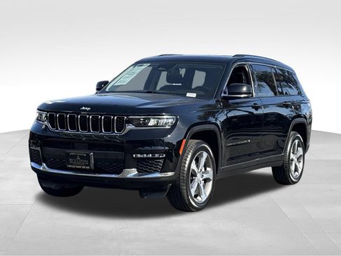Used 2023 Jeep Grand Cherokee L Limited w/ Trailer Tow Group (B) AWD/4WD image 5