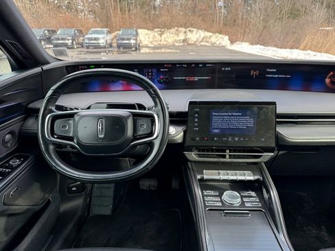 Certified 2024 Lincoln Nautilus Reserve w/ Equipment Group 202A image 23