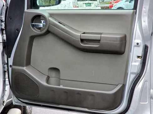 Used 2011 Nissan Xterra S w/ 4X4 Value Package image 29