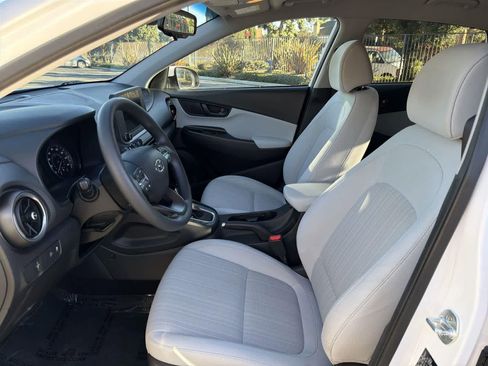Used 2023 Hyundai Kona SEL image 24