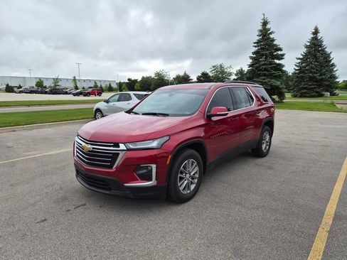 Used 2023 Chevrolet Traverse LT w/ LPO, Floor Liner Package AWD/4WD image 1