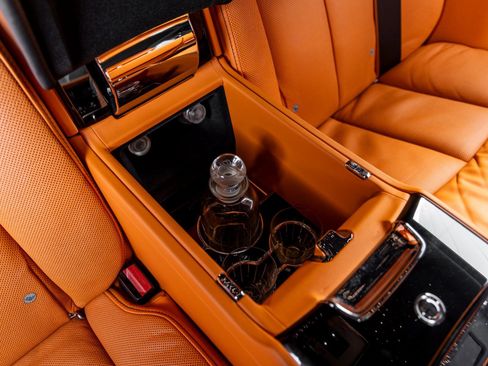 Used 2022 Rolls-Royce Phantom Extended Wheelbase image 54