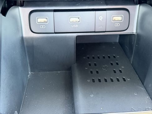 Certified 2023 Kia Sorento SX Prestige image 24