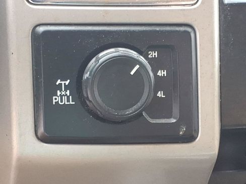 Used 2017 Ford F250 Lariat w/ Lariat Ultimate Package AWD/4WD image 10