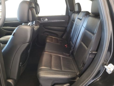 Used 2018 Jeep Grand Cherokee Limited w/ Trailer Tow Group IV AWD/4WD image 18