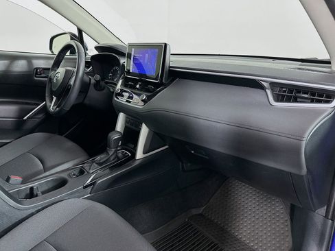Certified 2024 Toyota Corolla Cross LE w/ Moonroof Package AWD/4WD image 29