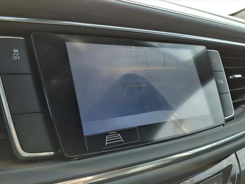 Used 2021 Buick Enclave Preferred image 7